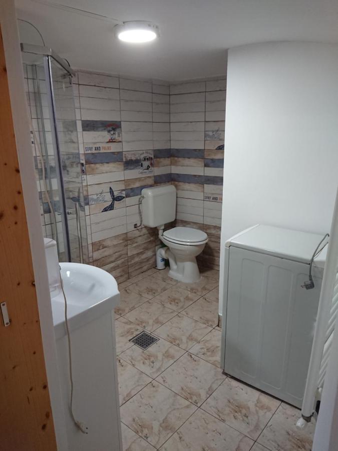 Apartamento Katy'S Studio Braşov Exterior foto